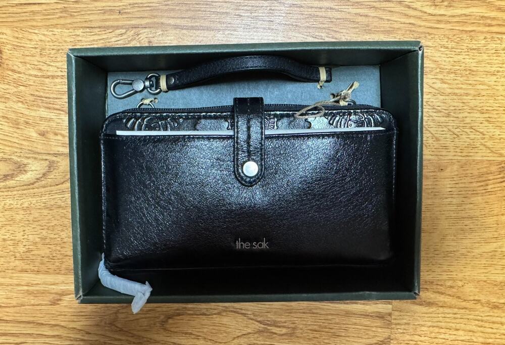 The Sak Iris Large Smartphone Crossbody Black Leather Bag Wallet